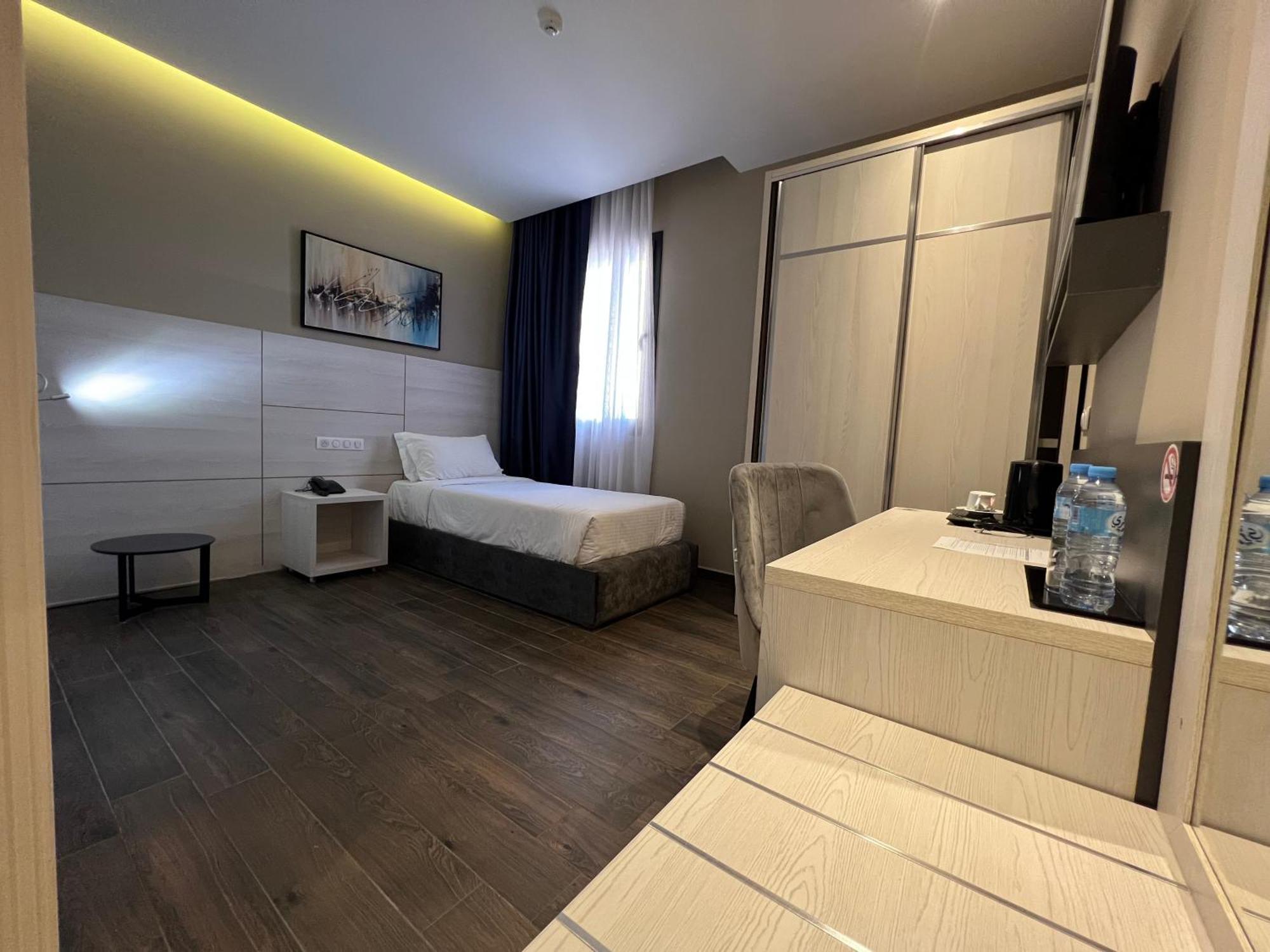Hotel Ben Aouda & Spa Tipaza 外观 照片
