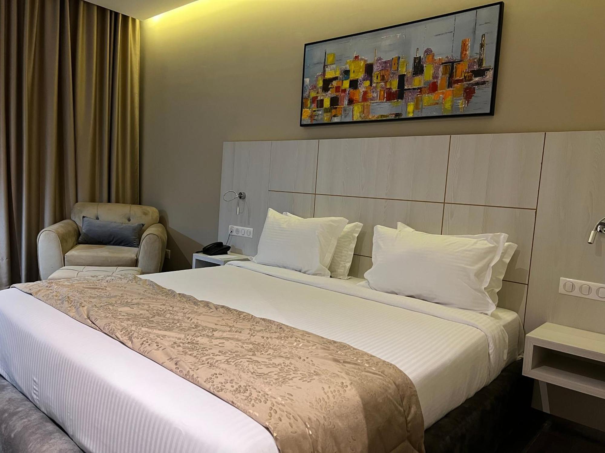 Hotel Ben Aouda & Spa Tipaza 外观 照片