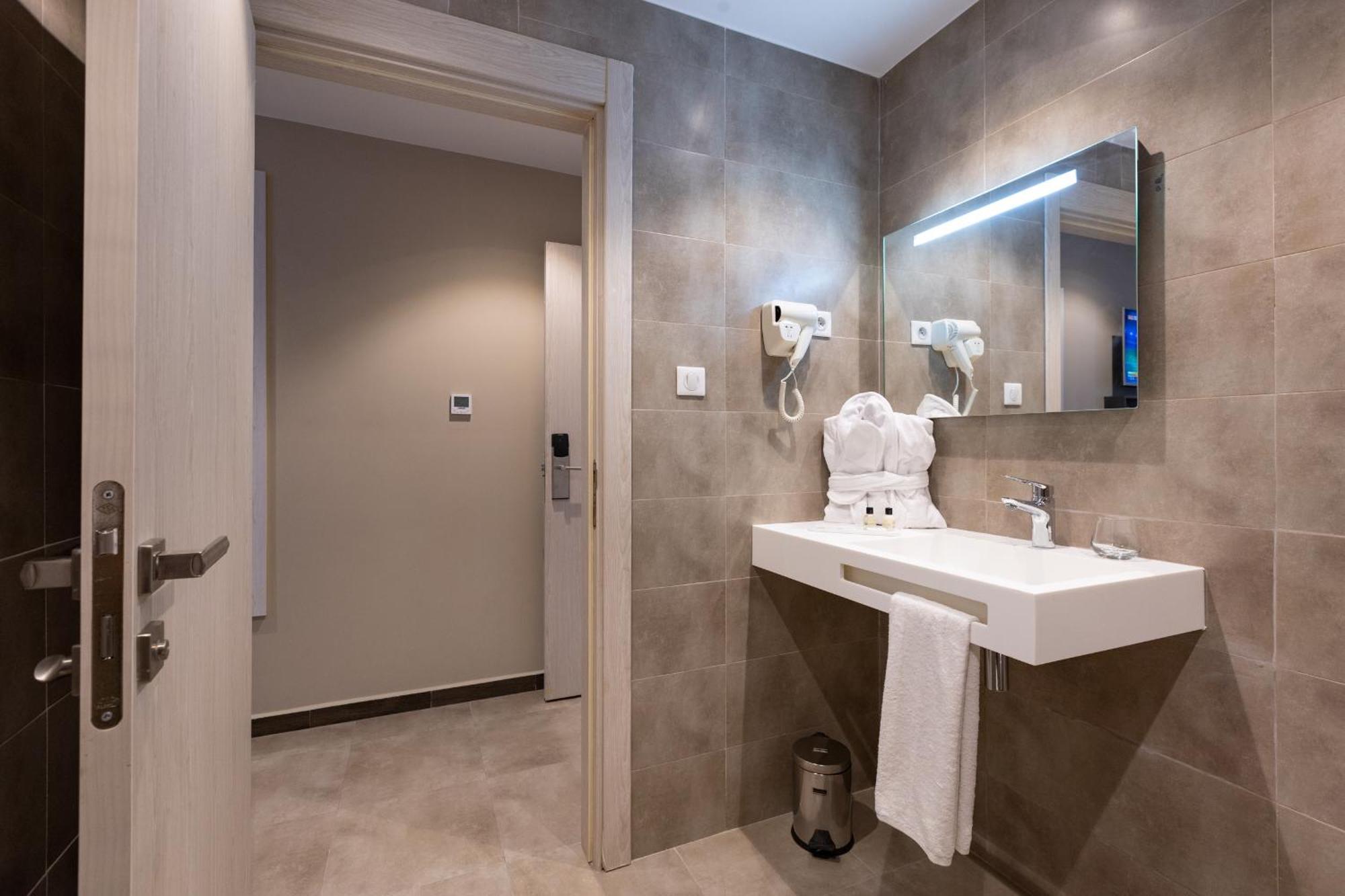 Hotel Ben Aouda & Spa Tipaza 外观 照片